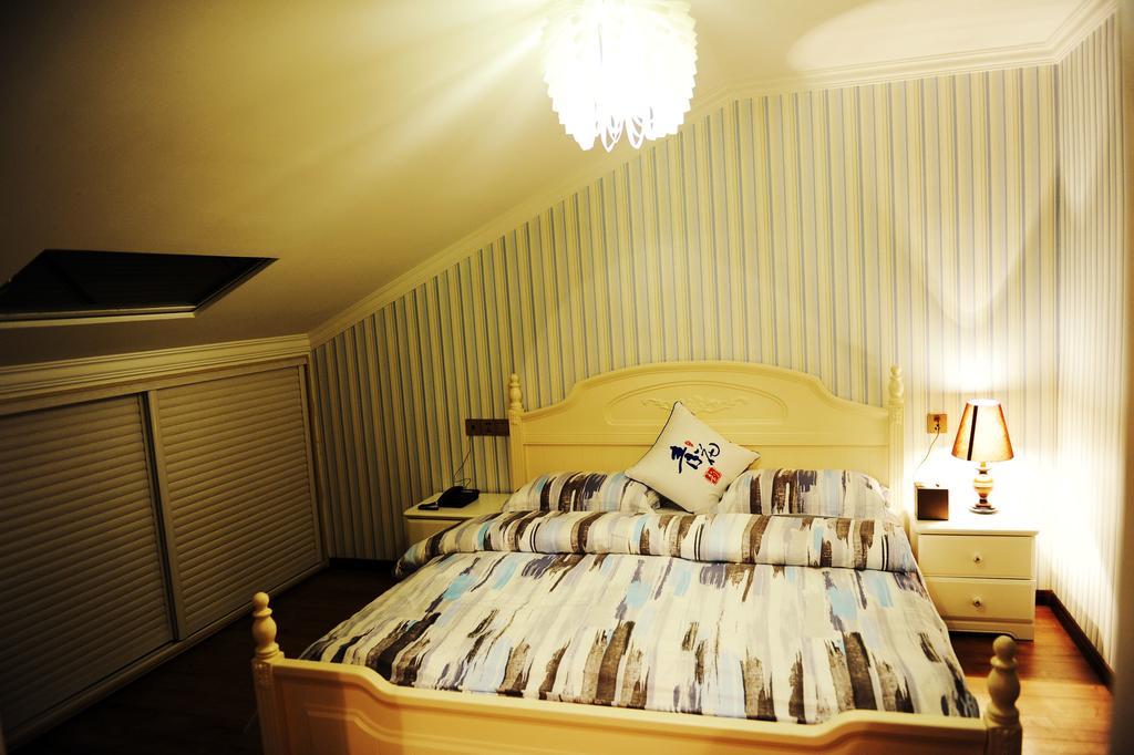 Raimi Hotel Chaqiyu Bilik gambar