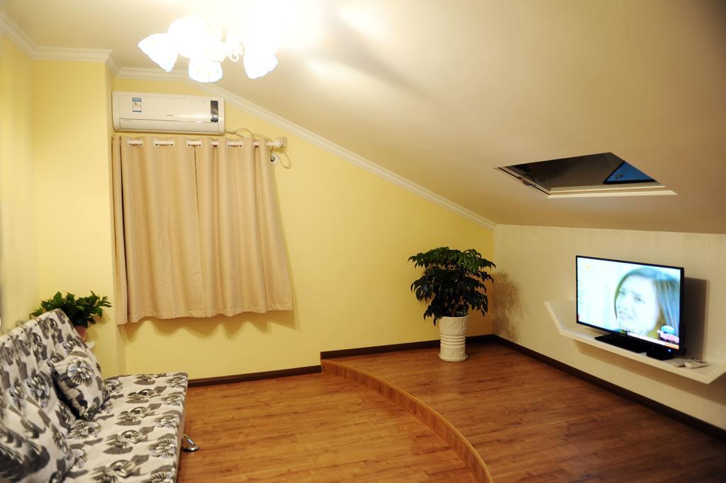 Raimi Hotel Chaqiyu Bilik gambar