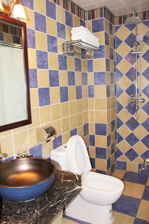 Raimi Hotel Chaqiyu Bilik gambar